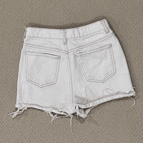White Denim Shorts Size 25 - Picture 3 of 3